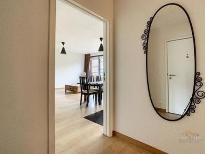 Louer Appartement 115 m2 Schaerbeek